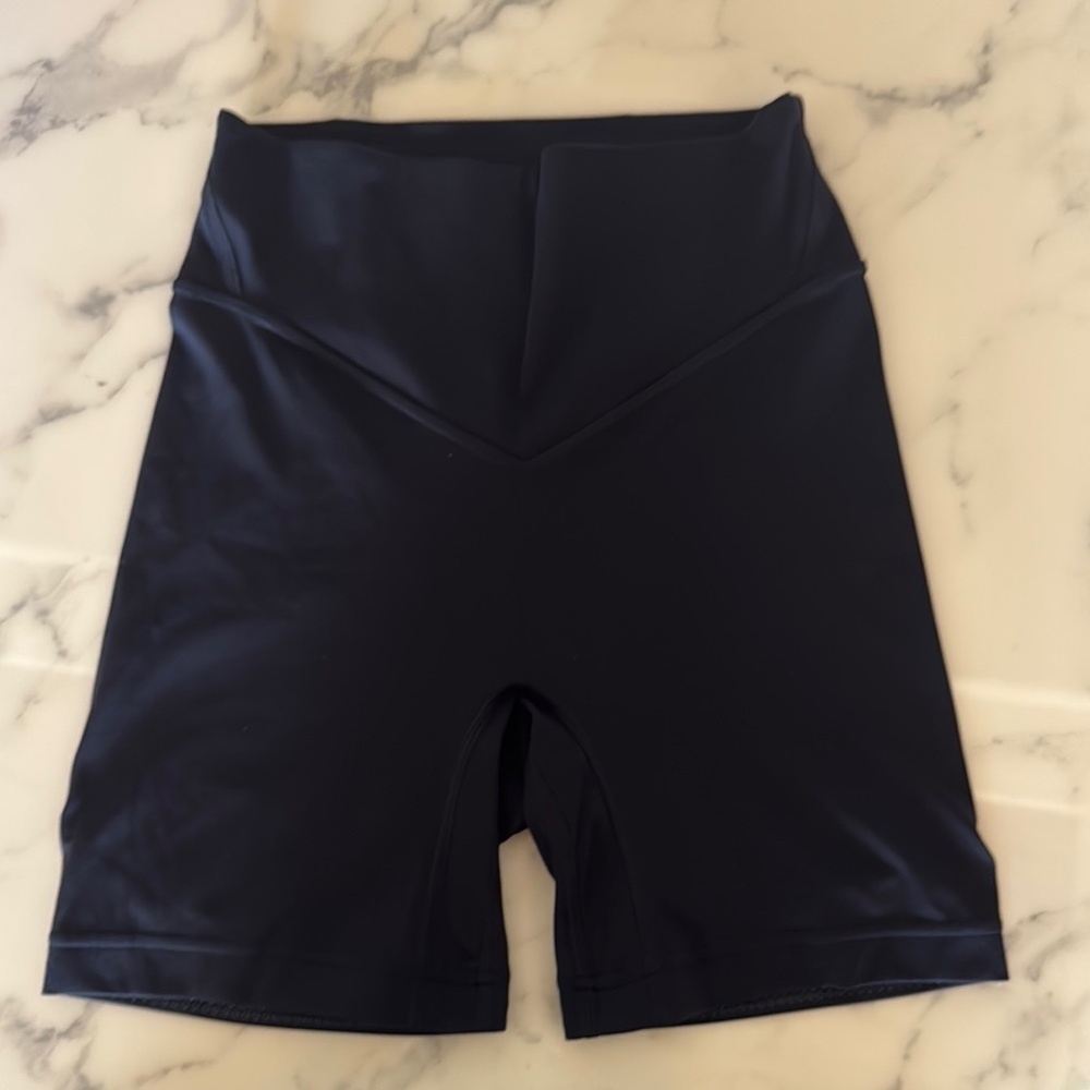 LULULEMON biker shorts no front seam